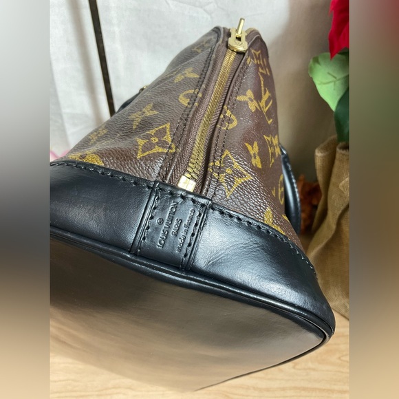 Louis Vuitton ALMAPM Brown Monogram Handbag LAST1 
✅AUTHENTIC - Picture 2 of 11